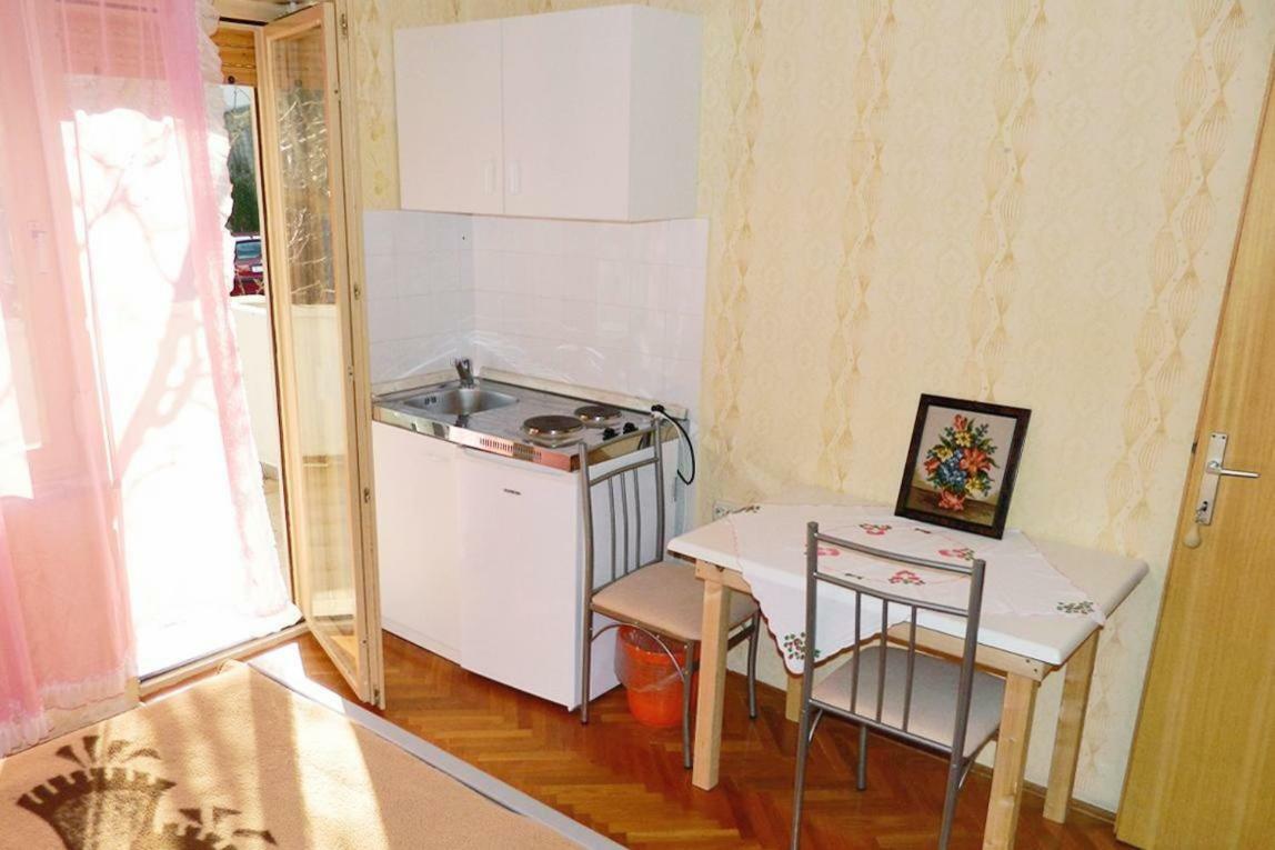 Studio Palit 3195A Exteriör bild